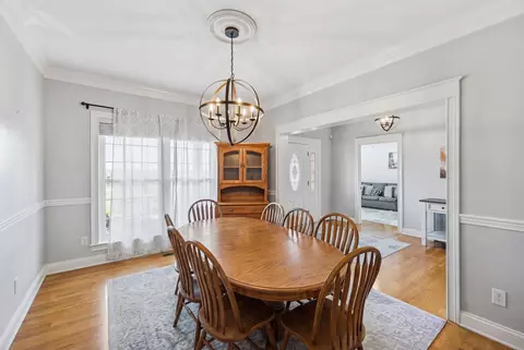 Dining - 104 Sutton Ln, Lancaster, KY 40444 photo 2 of 2