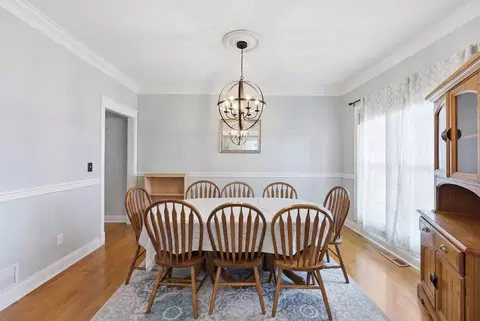 Dining - 104 Sutton Ln, Lancaster, KY 40444 photo 1 of 2