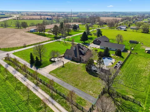 View/Area - 104 Sutton Ln, Lancaster, KY 40444 photo 5 of 6