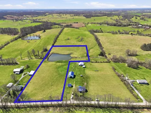 1708 Clifton Rd, Lawrenceburg, KY 40342
