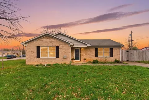 305 Williamsburg Dr, Nicholasville, KY 40356
