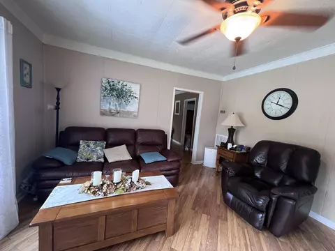 Living - 59 River Rd, Miracle, KY 40856 photo 1 of 2