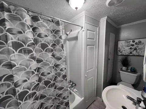 Bath - 59 River Rd, Miracle, KY 40856 photo 1 of 2