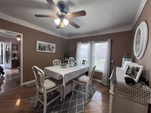 Dining - 59 River Rd, Miracle, KY 40856 photo 2 of 5
