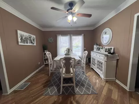 Dining - 59 River Rd, Miracle, KY 40856 photo 5 of 5