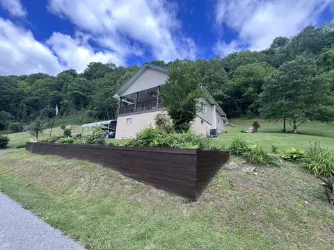 Exterior - 59 River Rd, Miracle, KY 40856 photo 1 of 23