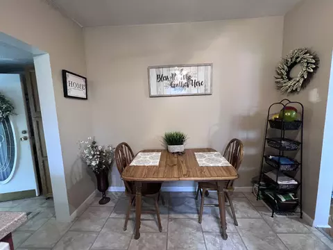 Dining - 59 River Rd, Miracle, KY 40856 photo 1 of 5