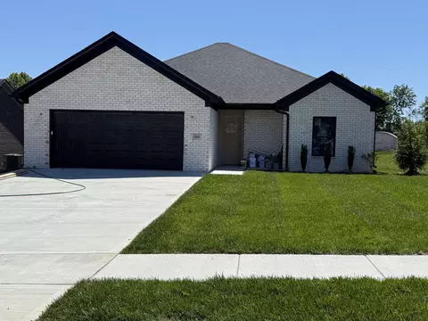 300 Cinchpost Cir, London, KY 40744