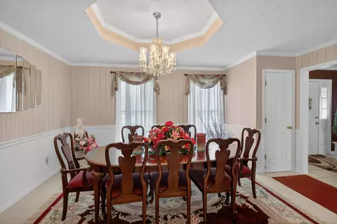 Dining - 154 Old Bridge Rd, Danville, KY 40422 photo 2 of 2