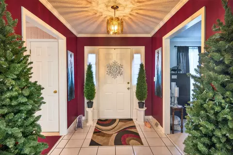 Entry Way - 154 Old Bridge Rd, Danville, KY 40422 photo 1 of 2