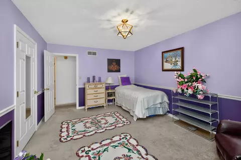 Bedroom - 154 Old Bridge Rd, Danville, KY 40422 photo 2 of 5