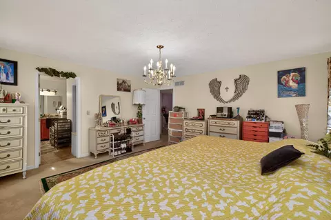 Bedroom - 154 Old Bridge Rd, Danville, KY 40422 photo 4 of 5