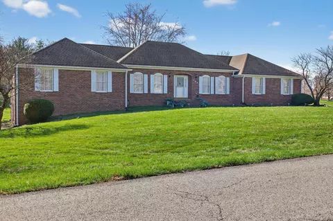 Exterior - 154 Old Bridge Rd, Danville, KY 40422 photo 2 of 7