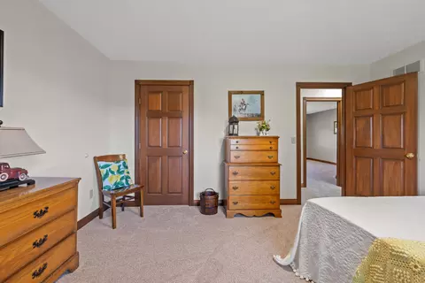 Bedroom - 761 Texas Loop Rd, Springfield, KY 40069 photo 4 of 6