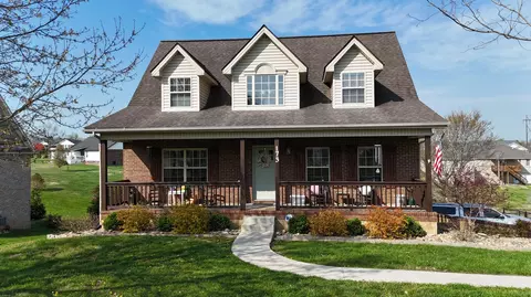 173 Whisper Woods Dr, Somerset, KY 42503