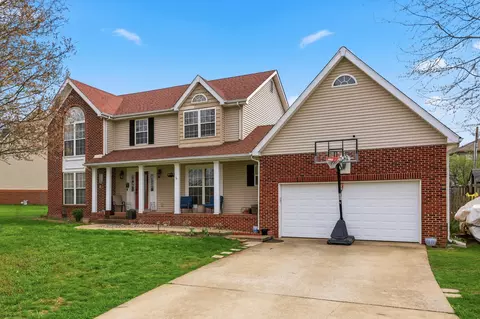 300 Juniper Dr, Nicholasville, KY 40356
