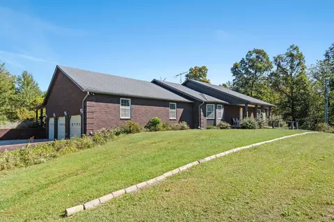 300 Charlie Pile Rd, Guston, KY 40142
