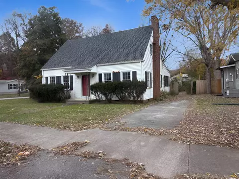 Exterior - 510 Oak Ave, Corbin, KY 40701 photo 2 of 4