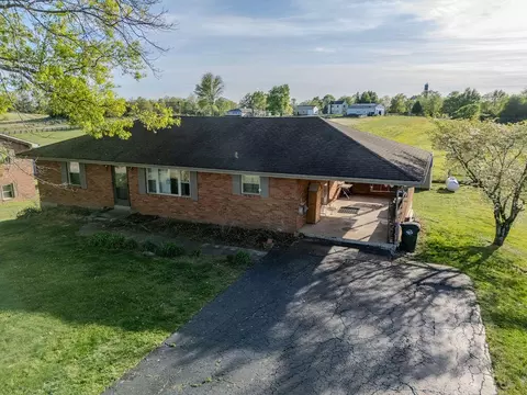 141 Green Acres Rd, Mount Sterling, KY 40353