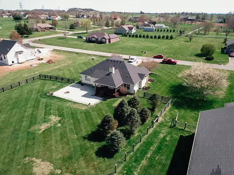 75 Dorton Dr, Lancaster, KY 40444 photo 10