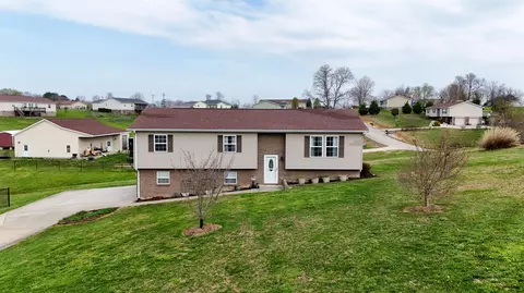 View/Area - 170 Hickory Hill Dr, Corbin, KY 40701 photo 2 of 10