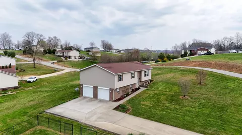 View/Area - 170 Hickory Hill Dr, Corbin, KY 40701 photo 3 of 10
