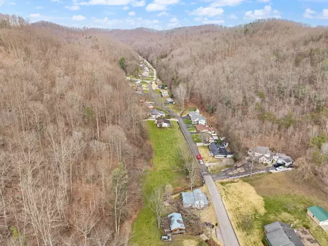 View/Area - 703 Knapp Ave, Morehead, KY 40351 photo 9 of 17