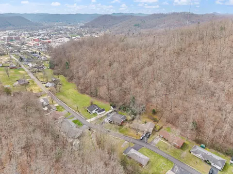 View/Area - 703 Knapp Ave, Morehead, KY 40351 photo 13 of 17