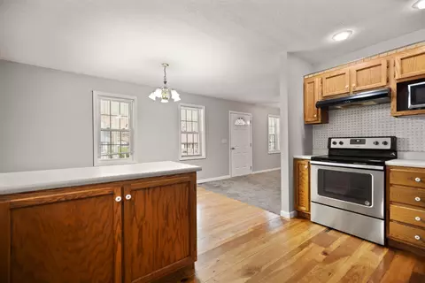 Kitchen - 703 Knapp Ave, Morehead, KY 40351 photo 3 of 4