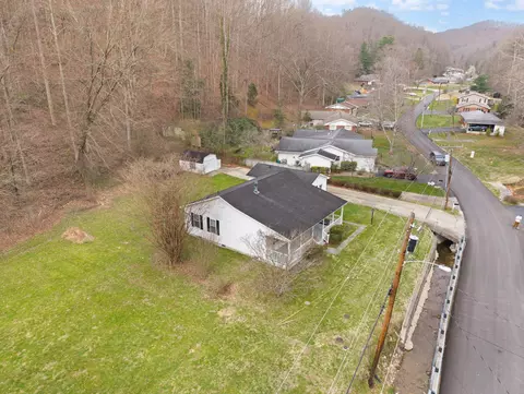 View/Area - 703 Knapp Ave, Morehead, KY 40351 photo 3 of 17