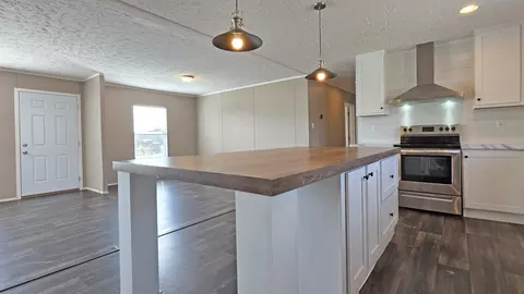 Kitchen - 109 Sandidge Spur Rd, Eubank, KY 42567 photo 4 of 6