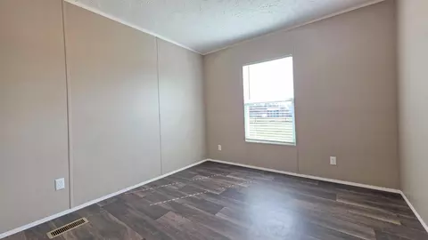 Bedroom - 109 Sandidge Spur Rd, Eubank, KY 42567 photo 1 of 7