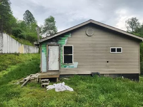 30 Moonlight Hl, Hazard, KY 41701 photo 7