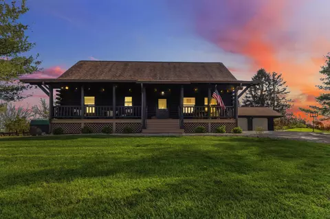 203 Winterhawk Ln, Danville, KY 40422