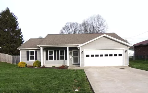209 Bellwood Ct, Frankfort, KY 40601