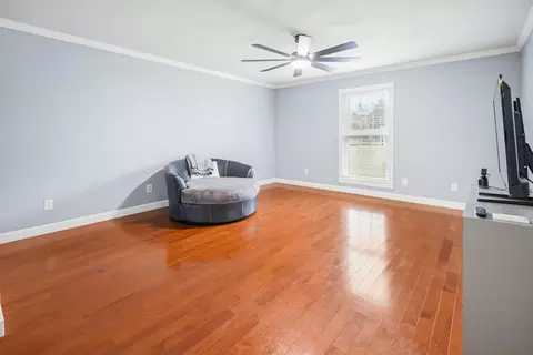 Living - 601 Moberly Bend Rd, Corbin, KY 40701 photo 1 of 3