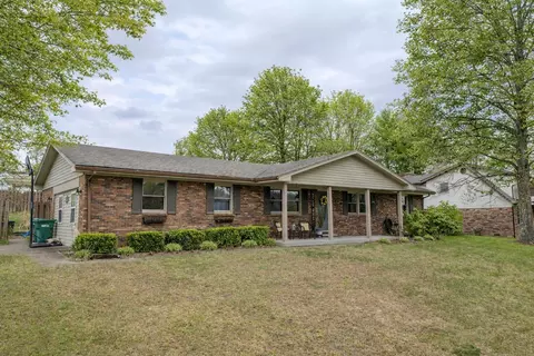 104 Summit Dr, Morehead, KY 40351