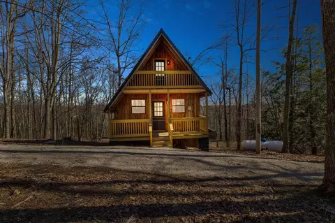 718 Adams Acres Rd, Wellington, KY 40387