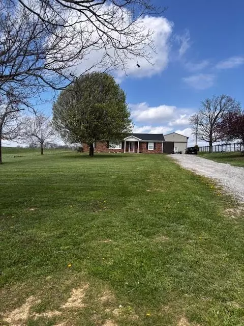 325 Goodlett Rd, Salvisa, KY 40372