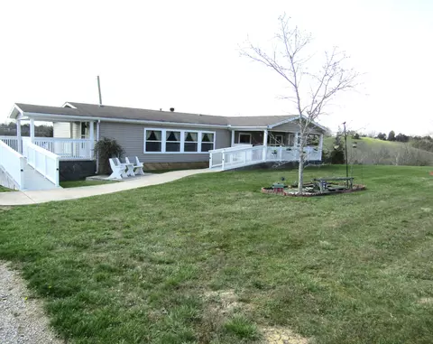 1098 Carey Mill Rd, Lawrenceburg, KY 40342