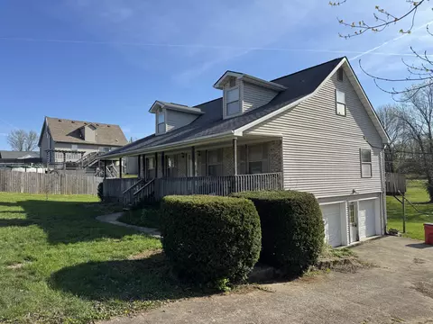 105 Waverly Ln, Frankfort, KY 40601