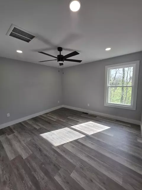 Bedroom - 616 Gordon St, Corbin, KY 40701 photo 1 of 2