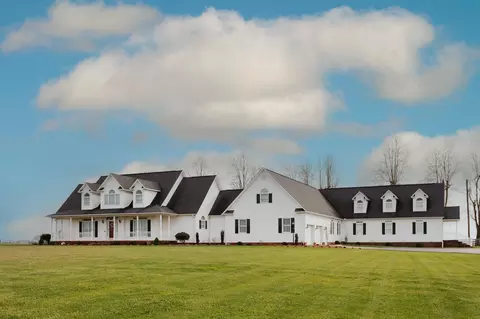 5670 Morehead Rd, Flemingsburg, KY 41041
