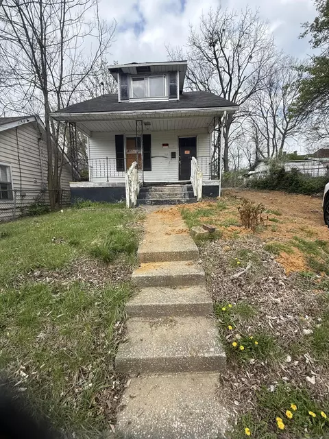 348 N Madison Ave, Richmond, KY 40475