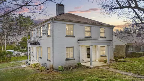 440 Henry Clay Blvd, Lexington, KY 40502