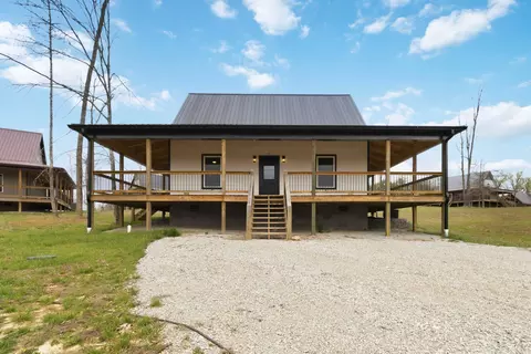 360 Pumpkin Creek Cir, Jamestown, KY 42629