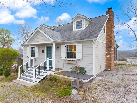 Exterior - 116 Timberlake Dr, Bronston, KY 42518 photo 4 of 14