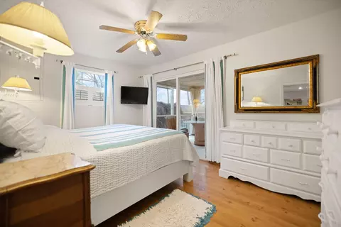 Bedroom - 116 Timberlake Dr, Bronston, KY 42518 photo 1 of 11