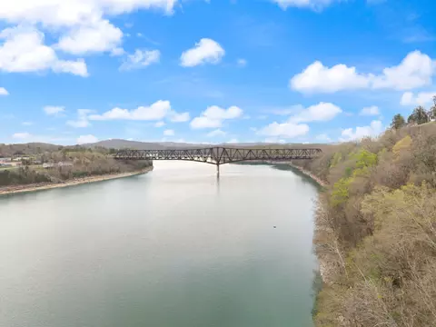 View/Area - 116 Timberlake Dr, Bronston, KY 42518 photo 3 of 7