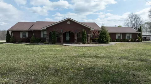 77 Deerfield Ln, Dunnville, KY 42528